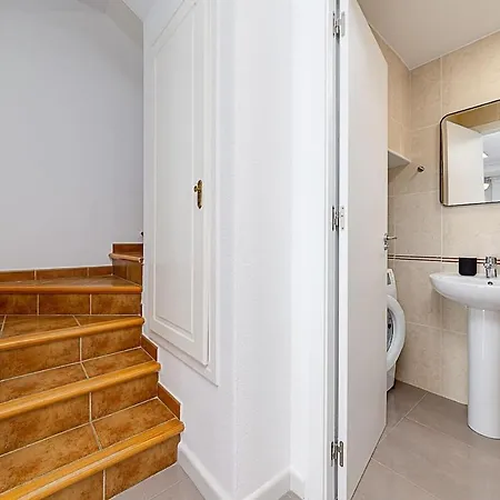 Апартаменты A House For Comfort And Silence Торевьиа